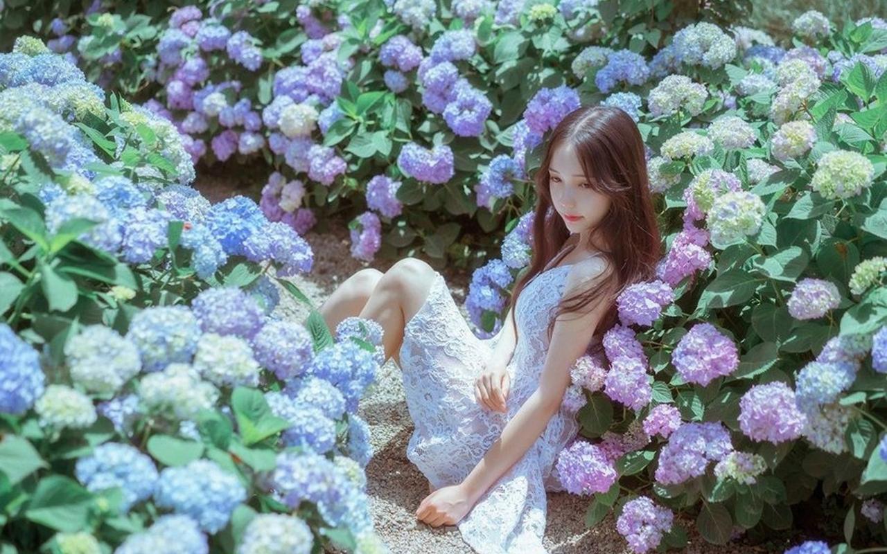 AI与人类关系探索：人类能信任AI的“三观”吗？